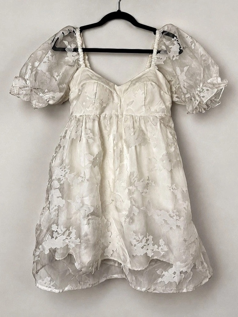 Allison & Kelly Size M Ivory Floral Organza Puff Sleeve Babydoll Mini Dress